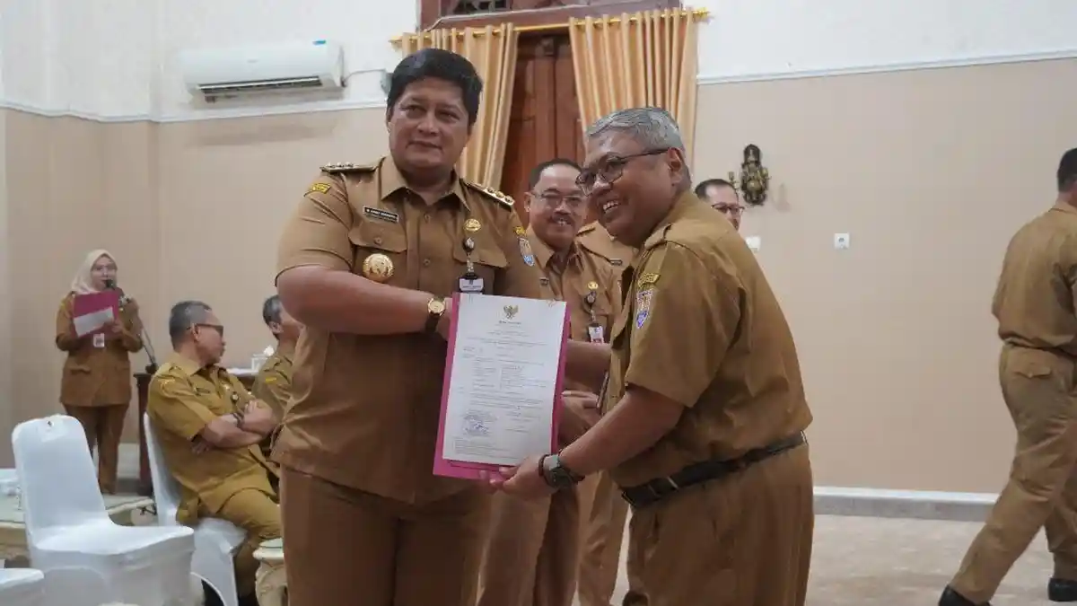 15 Guru di Cilacap Ditugaskan Jadi Kepala Sekolah, Ini Pesan Pj Bupati Arief