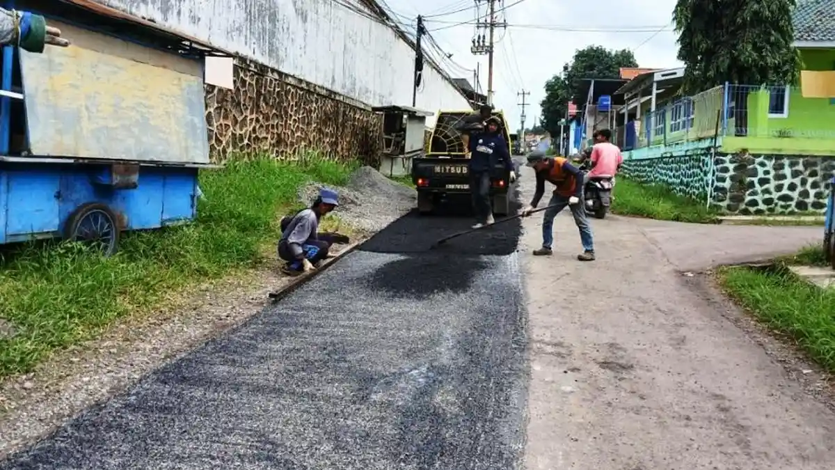 Tersisa 2 Persen Lagi, Tak Ada Lagi Jalan Berlubang di Batang