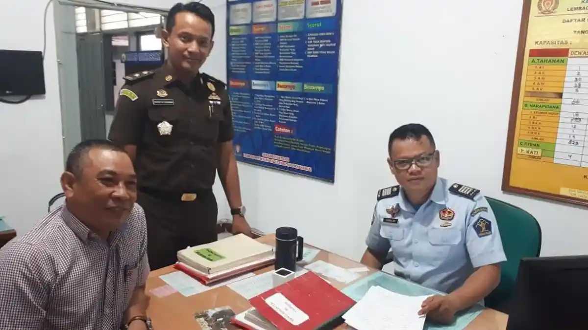 Hasbullah, Terpidana Korupsi PDAM Bone Dijatuhi Hukuman 1 Tahun Penjara