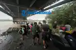 Pria Diduga Lompat ke Sungai, Warga Rambi Sambas Heboh Temukan Sepeda Motor di Jembatan