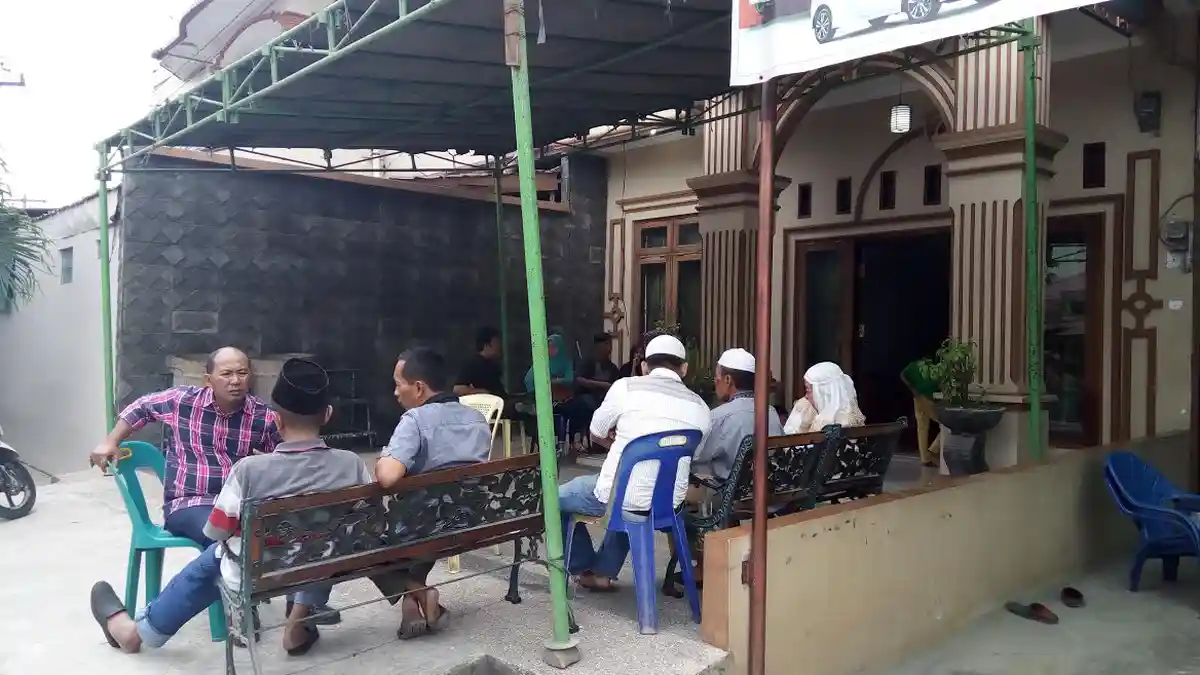 Korban Penikaman Telepon Ayahnya Sebelum Tewas