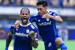 striker-david-da-silva-melakukan-seleberasi-dan-cetak-dua-gol-persib-bandung-lawan-psis.jpg