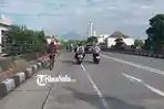 Cuaca-di-sekitar-kawasan-Fly-Over-Purwosari-Solo-Jawa-Tengah-pada-Jumat-852026.jpg