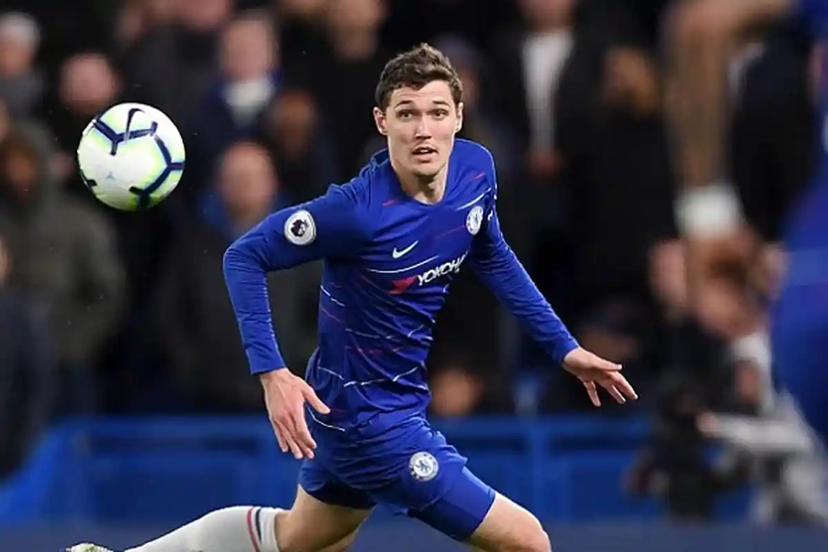 Barcelona Sedang Incar Bek Barcelona dan Gelandang AC Milan di Bursa Transfer Mendatang