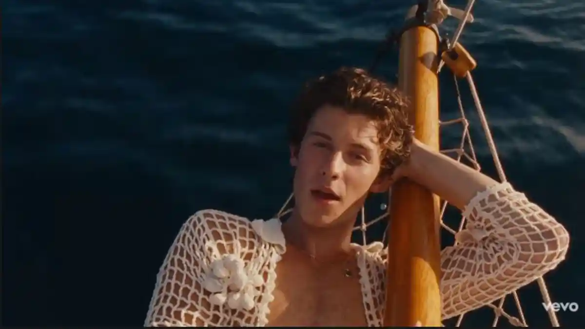 Lirik dan Terjemahan Lagu Summer of Love - Shawn Mendes yang Dirilis 20 Agustus dan Trending Youtube