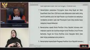Ketua-MK-Suhartoyo-saat-membacakan-putusan-Mahkamah.jpg