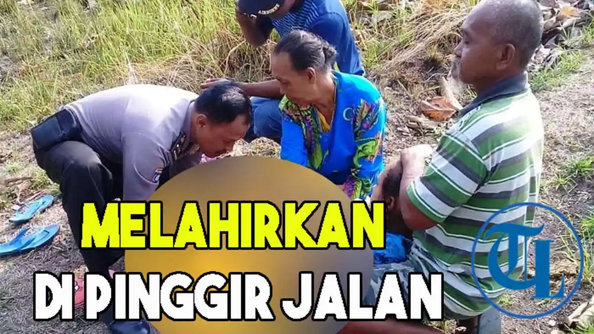 Detik-detik Ibu Melahirkan di Pinggir Jalan Bojonegoro