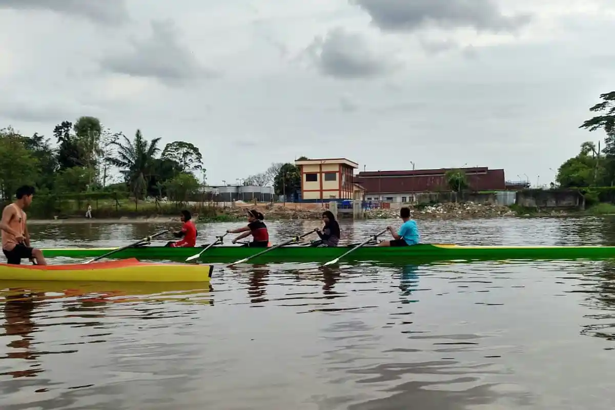 15 Atlet Dayung Riau Fokus Latihan Jelang Kejurnas 2018 di Palembang