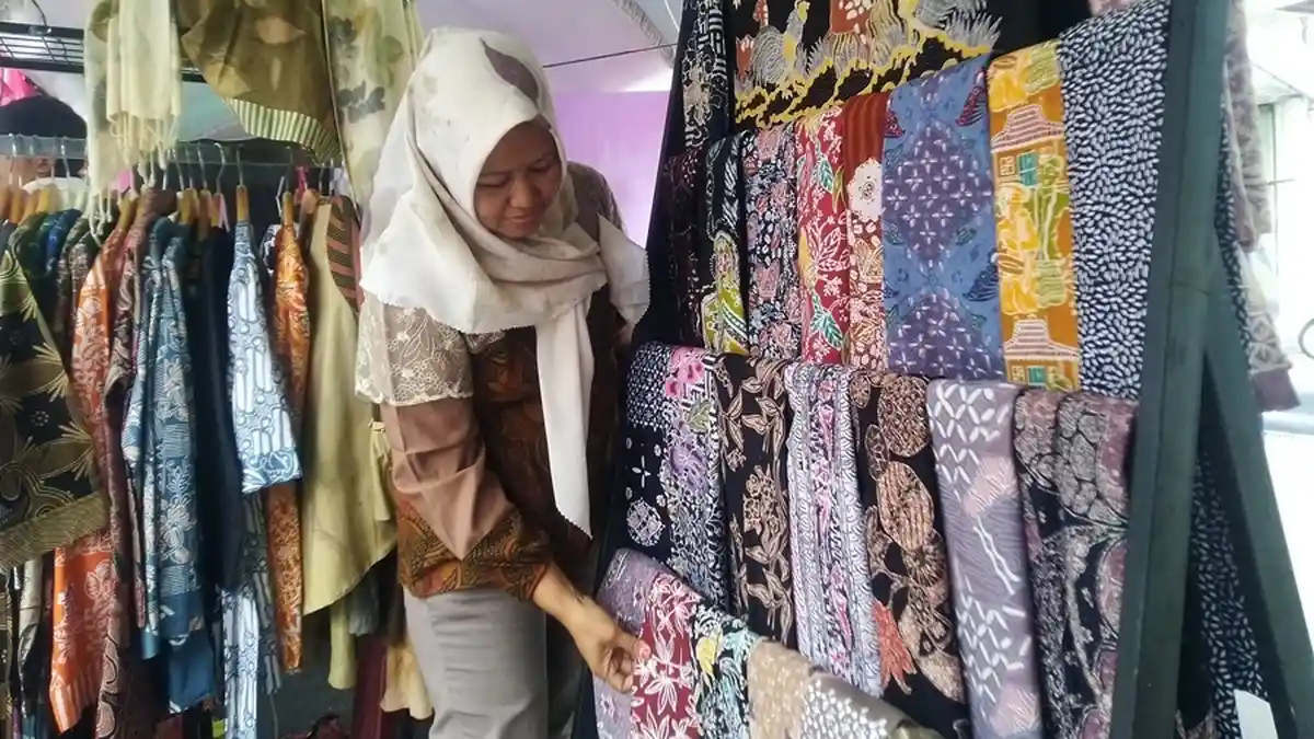 Cerita Genta Angkat 21 Tema Kearifan Lokal Kudus Melalui Batik
