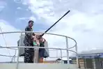 Warga Antusias Ikuti Open Ship 2 Kapal Perang RI di Pelabuhan Fakfak