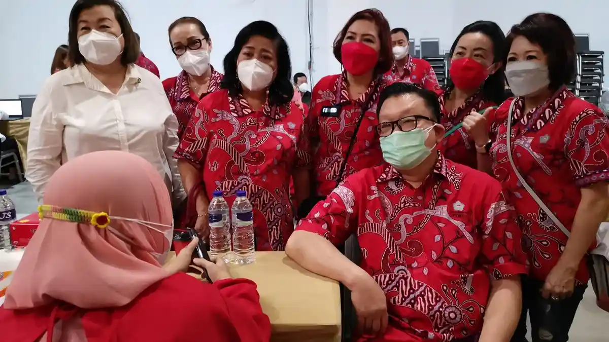 FOTO: Vaksin Tahap II PSMTI Sulsel