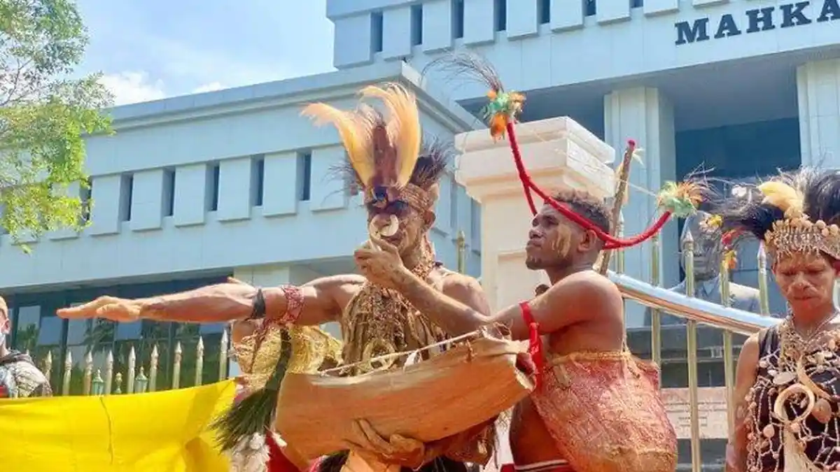Terjawab Sudah PT Indo Asiana Lestari Milik Siapa? Update Kasus Hutan Papua Dibabat, Link change.org