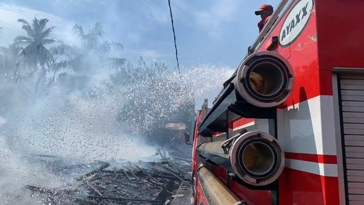 Kebakaran Hanguskan 10 Rumah di Aspol Seulimuem Aceh Besar