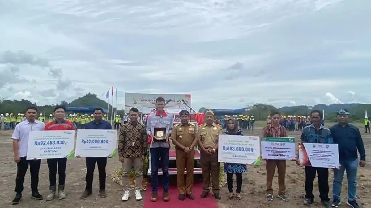 Momen Peringatan Bulan K3 di Kaltara, BPJS Ketenagakerjaan Serahkan Santunan JKK dan JKM