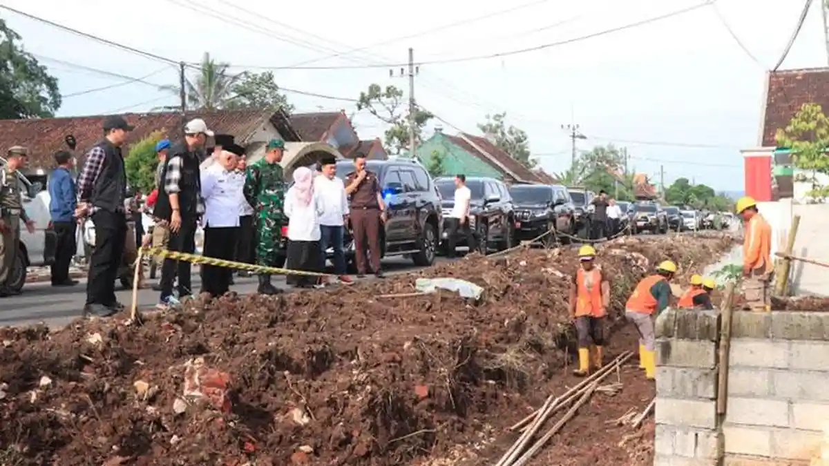 Jalur ke Malang Selatan Lewat Bantur Diperbaiki, Polisi Imbau Pengendara Lewat Jalur Lain