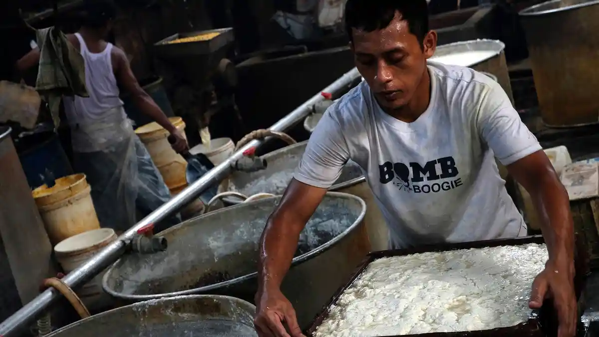 OJK Minta Perbankan Dampingi dan Bina UMKM Setelah Diberikan KUR