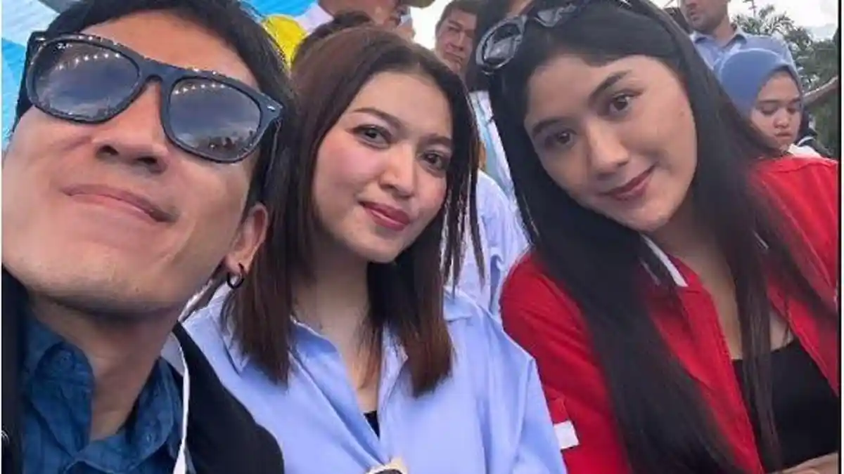 Desta Pamer Keakraban dengan Erina Gudono dan Selvi Ananda saat di Semarang