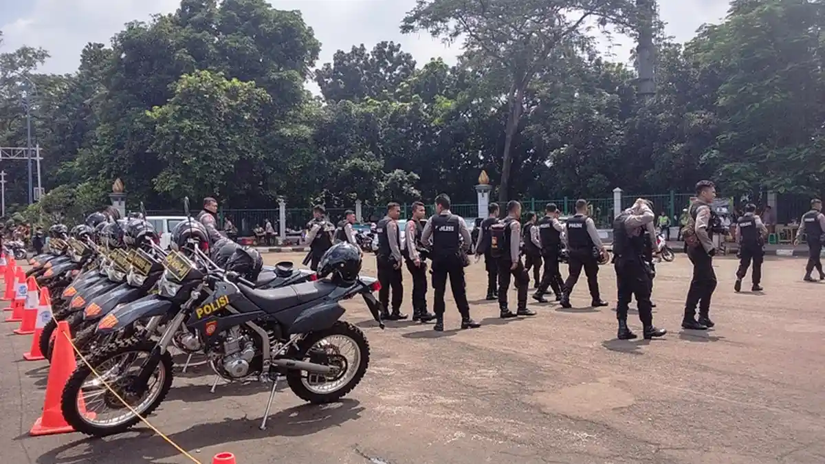 Stadion GBK akan Dibuka Pukul 13.00, Polisi Lakukan 'Clear Area'
