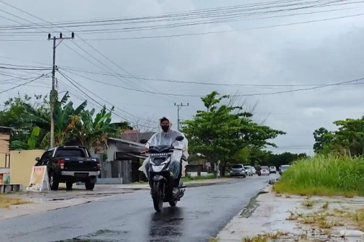 Prakiraan Cuaca BMKG Jumat 15 September 2023: Palangkaraya dan Samarinda Berpotensi Hujan Ringan