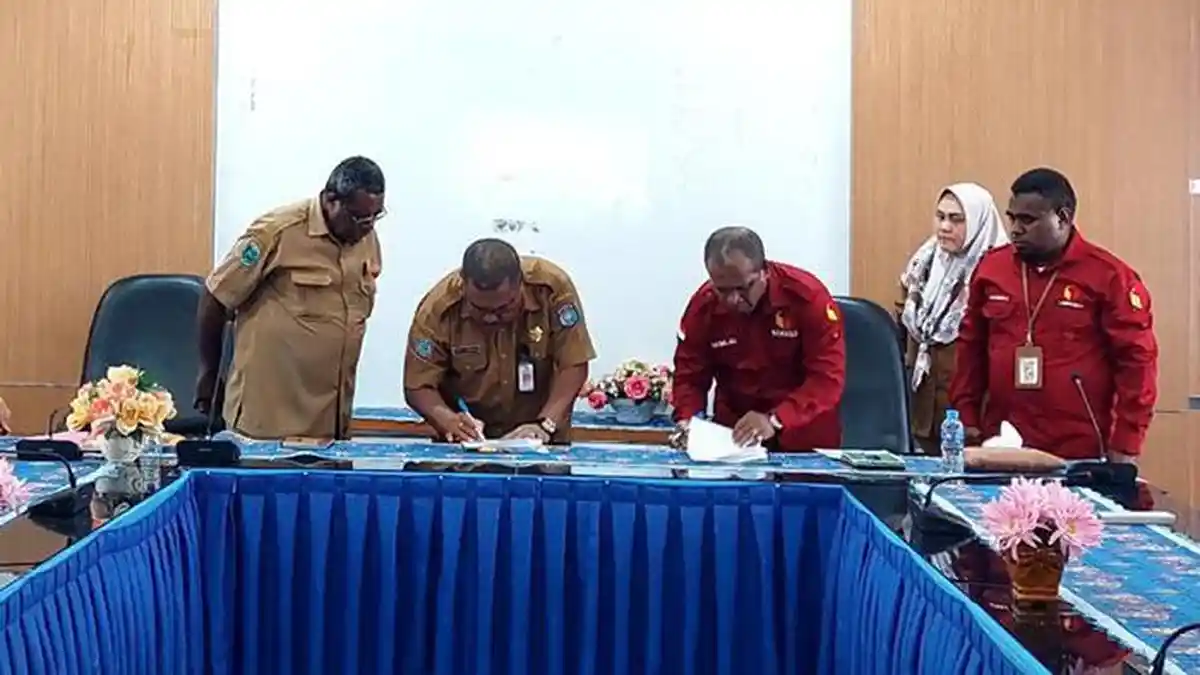 Pemkab Sorong Kucurkan Dana Hibah Rp20 Miliar ke Bawaslu