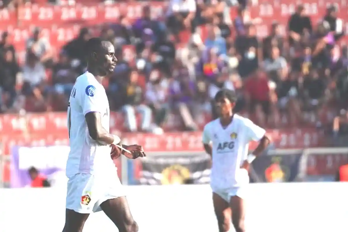 FAKTA Baru Soal Alasan Wasit di Pertandingan Persik Kediri Vs PSM Makassar yang Kontroversial