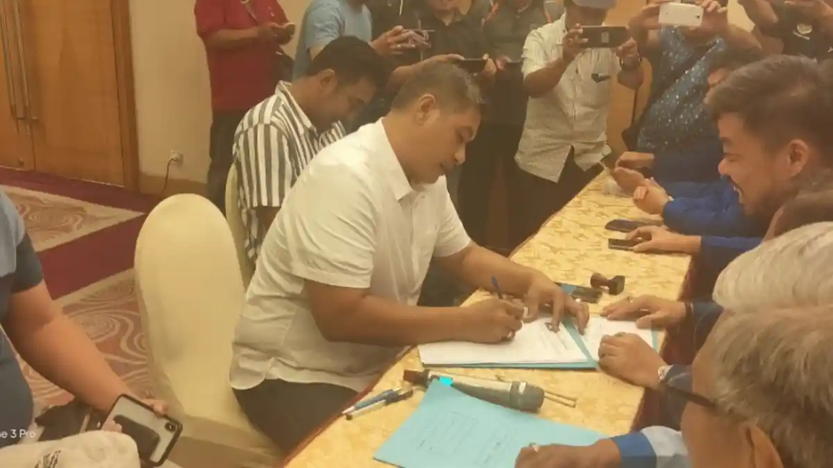 Harley Mangindaan Daftar Wali Kota Manado di Partai Demokrat