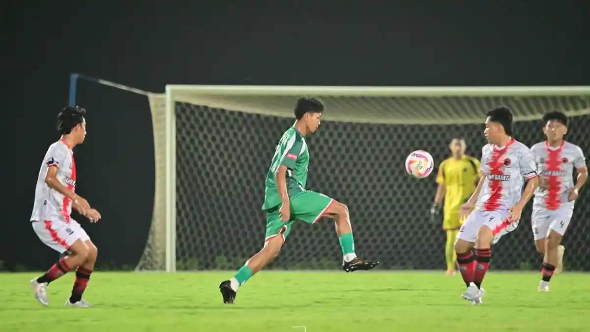 Bangkit dari Ketertinggalan, Skuad Banteng Jatim U-17 Libas Jabar 6-2 di Ajang Soekarno Cup