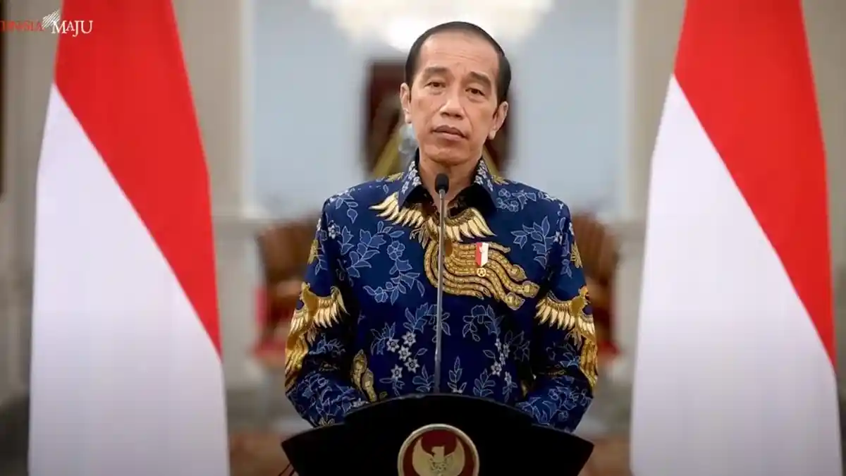 Jokowi Perpanjang PPKM Sampai 30 Agustus 2021, Tapi Mall Boleh Buka & Restoran Boleh Makan Ditempat