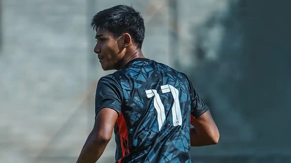 Firza Andika Bakal Hadapi Ciro Alves di Laga Persib Bandung Vs Persija Jakarta