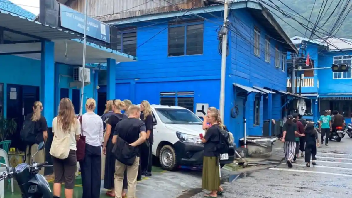 Wisatawan Denmark Terkejut Lihat Kantor PLN Anambas, Kaca Jendela Rusak ...