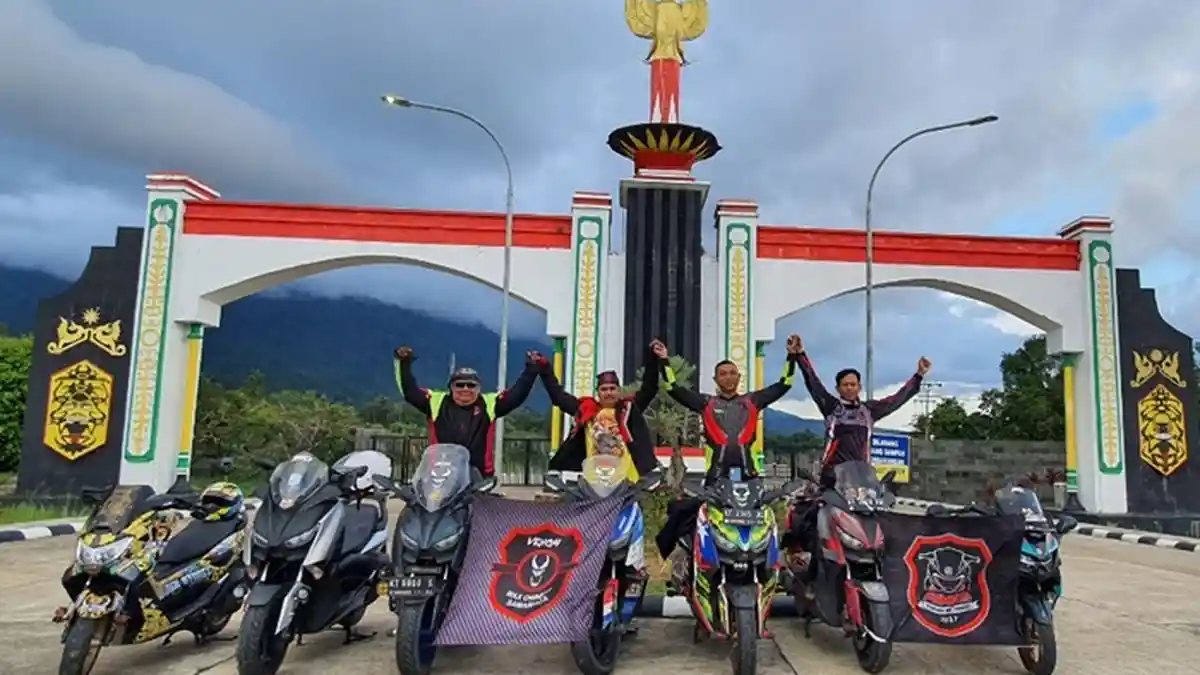 Komunitas Venom Max Owners Samarinda 10 Hari Jelajah Kalimantan dengan Yamaha MAXI