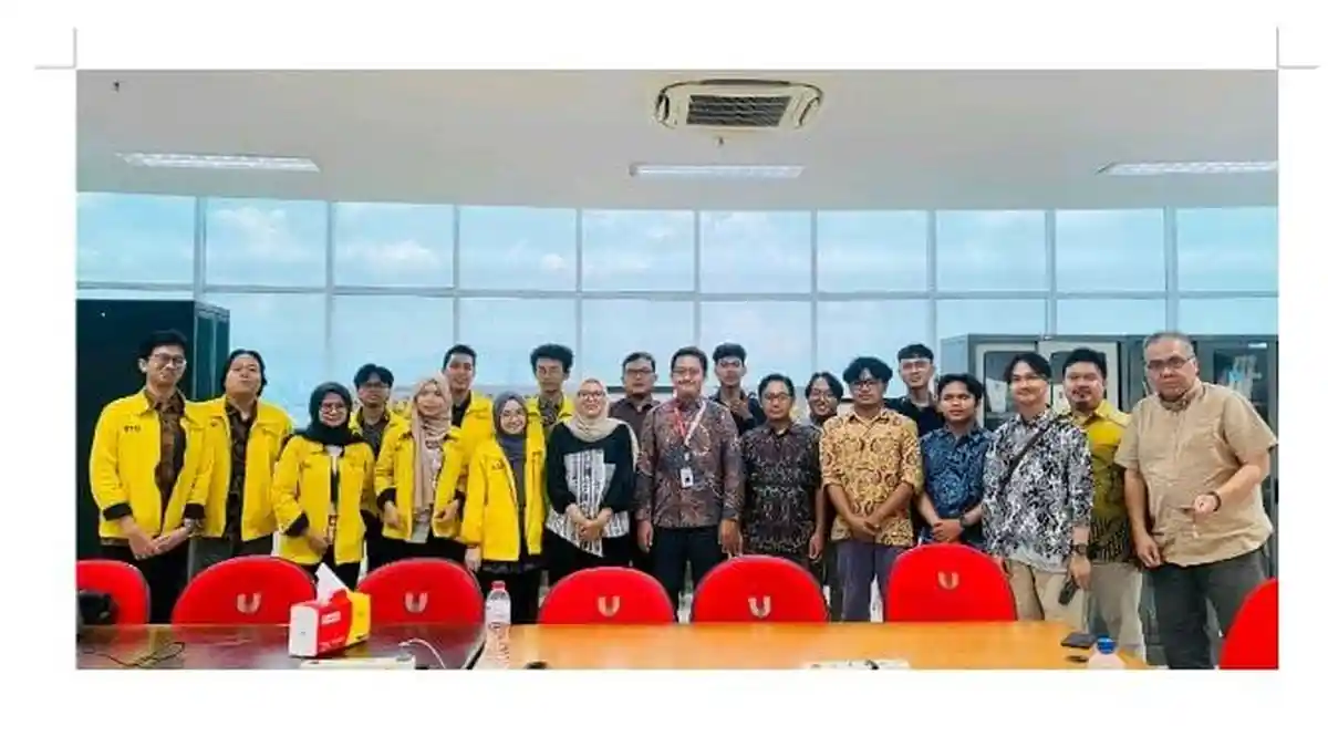 KK ETS Telkom Purwokerto Studi Banding ke Lab Riset Telkom Bandung Perkuat Kolaborasi
