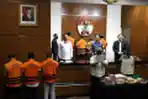 KPK Tahan 10 Orang Tersangka Kasus Suap di Ditjen Perkeretaapian