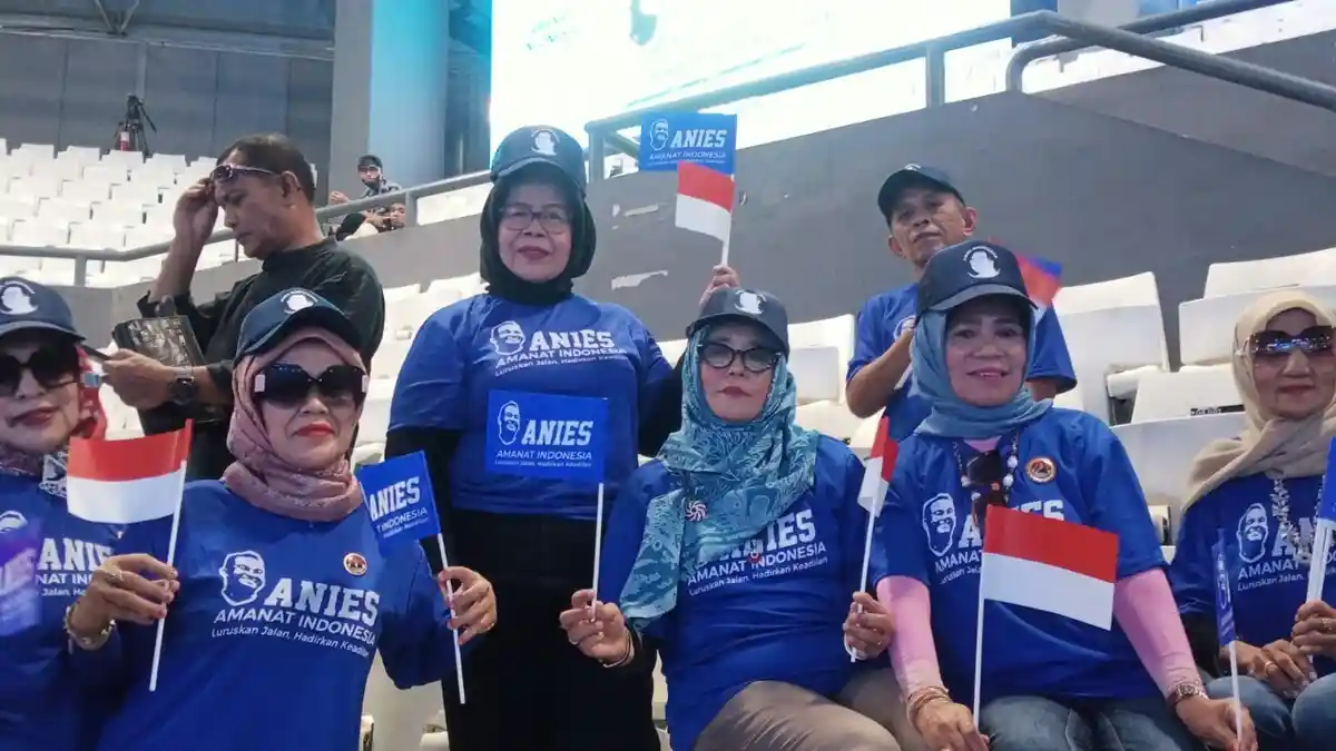 Dukung Anies Baswedan Jadi Presiden, Relawan Anies dari Sumatera Barat Rela Naik Bus ke Senayan