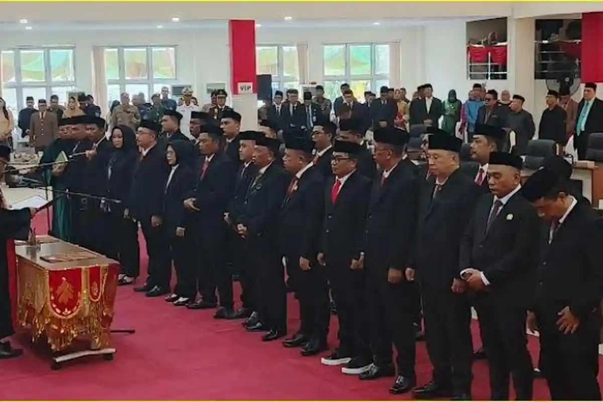 BREAKING NEWS: 25 Anggota DPRD Bone Bolango Periode 2024-2029 Resmi Dilantik
