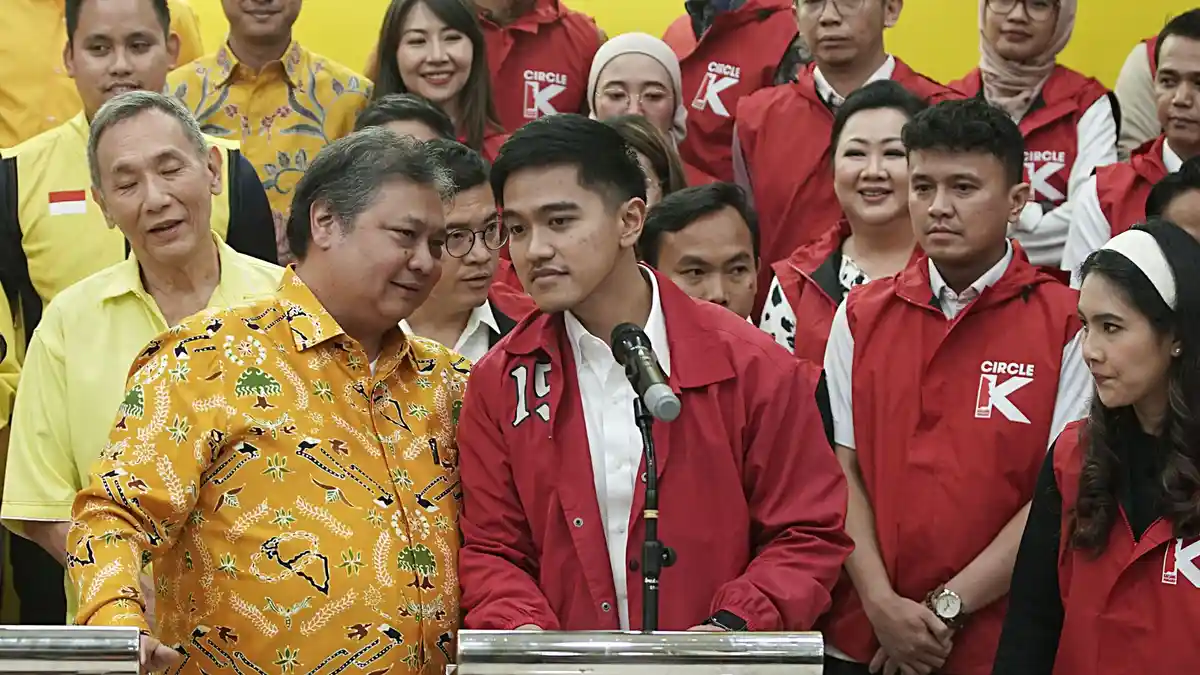 Bertemu Sekitar Satu Jam, Ini yang Airlangga dan Kaesang Bicarakan