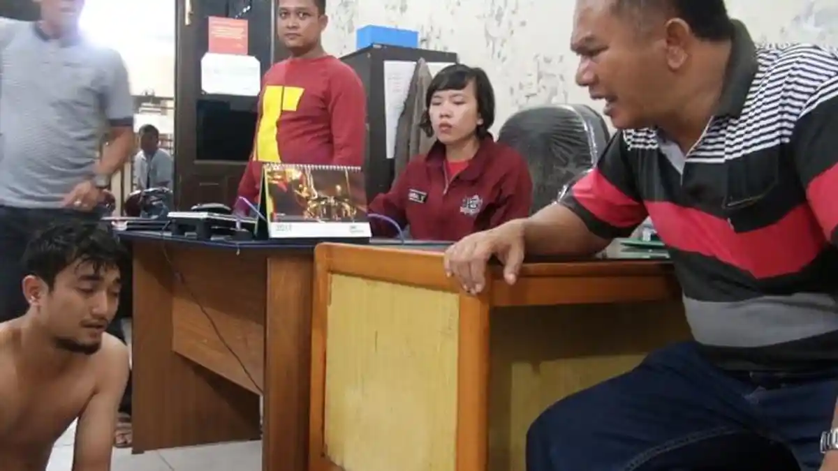 Eks Polisi Kritis Setelah Dada Kirinya Ditembak Polisi, Ini Sebabnya