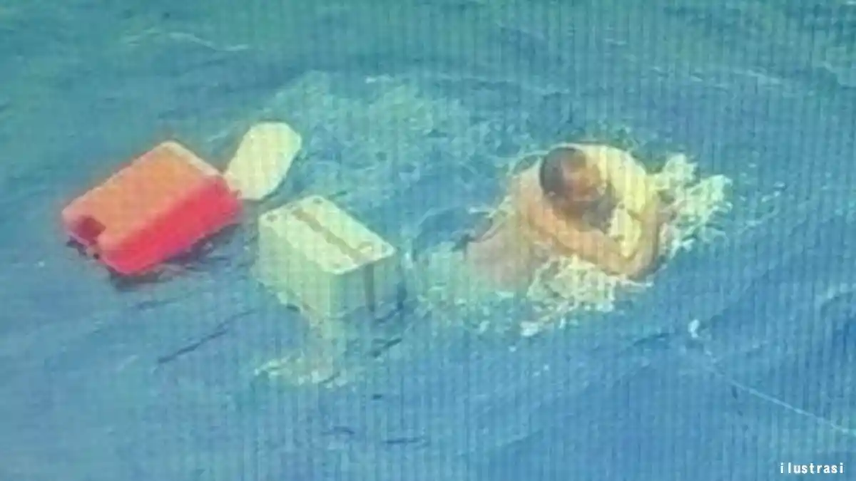 Dua Nelayan Bireuen Terapung 13 Jam di Laut Lepas