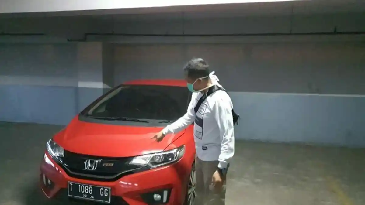 Gara-gara Sakit Hati, Pria di Karawang Curi Mobil Mertua dan Disimpan di Tempat Parkir Hotel