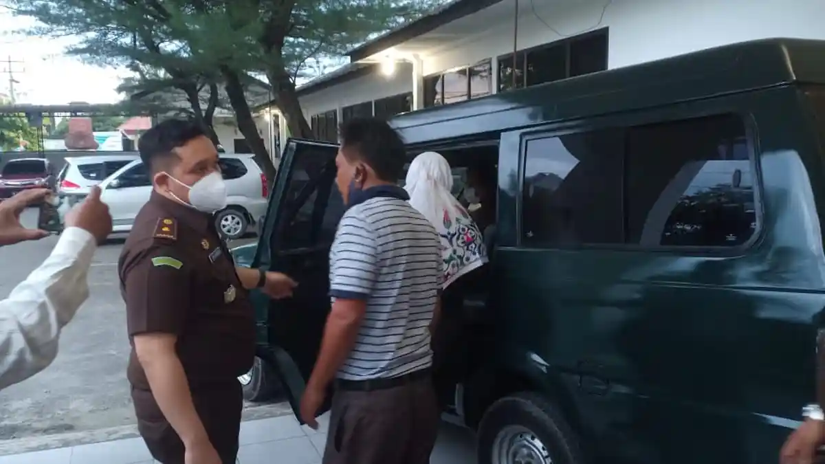 Kabid Dikdas Tebingtinggi Efni Efrida Dijebloskan ke Penjara Karena Berbelit-belit Dalam Penyidikan