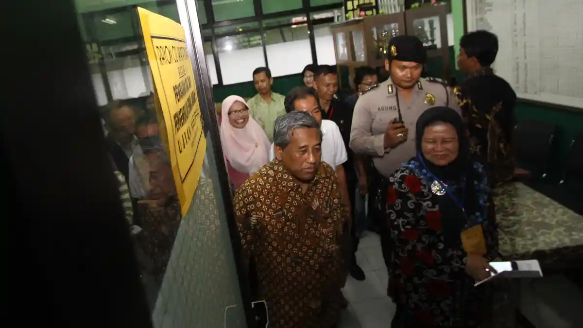 Kekurangan Soal Warnai UN Hari Pertama