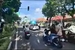 Situasi-arus-lalu-lintas-di-Persimpangan-Traffic-Light.jpg