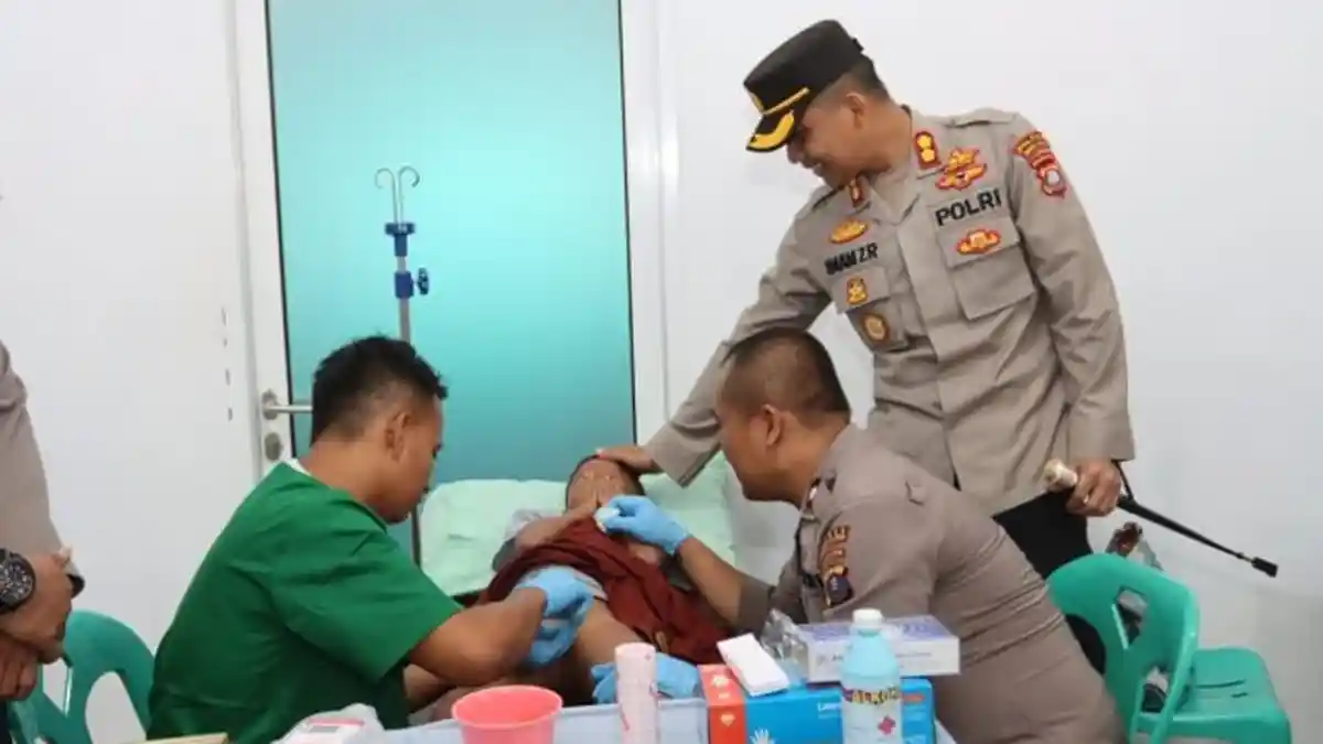 Bakti Kesehatan Jelang HUT Bhayangkara, Kapolres Tapsel Gelar Khitanan Massal