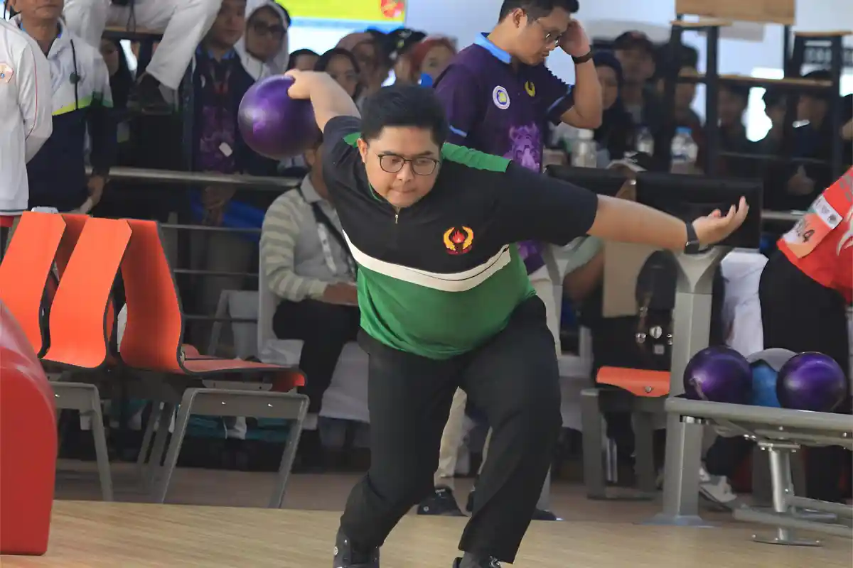 Jatim Pimpin Sementara Babak Penyisihan Nomor Tim-4 Putra dan Putri Boling di PON XXI 2024