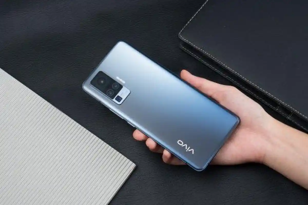 Info Loker Ambon! Dibutuhkan Teknisi Service Center Area Ambon, Pengalaman 1 Tahun