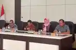 20260417-POSBANKUM-Bupati-Bangka-Selatan-Riza-Herdavid-ketika-menggelar.jpg