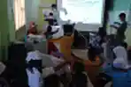 Siswa SD Tengerang Mengikuti Pelatihan Dokter Cilik