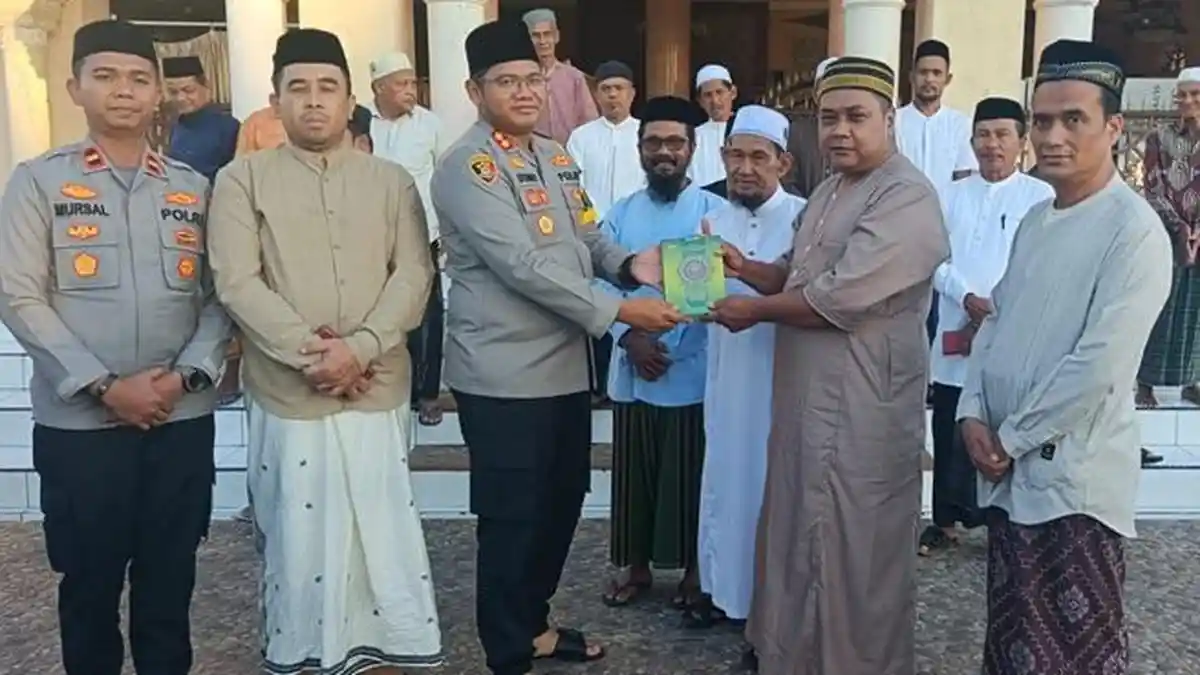 Kapolres Nagan Raya Jumat Curhat di Masjid, Ajak Warga Jaga Kamtibmas
