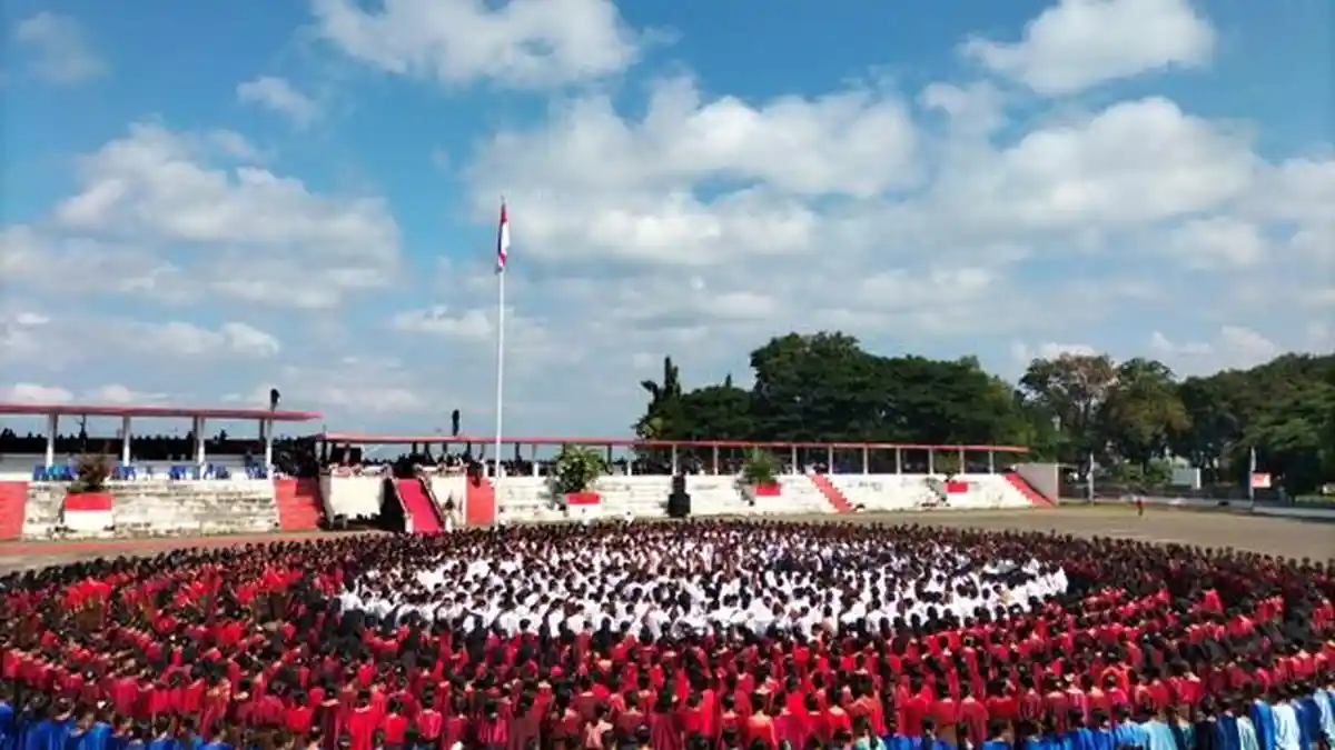 FEATURE: Tarian Kolosal Pecahkan Rekor MURI Penari Gawi di Ende Terbanyak