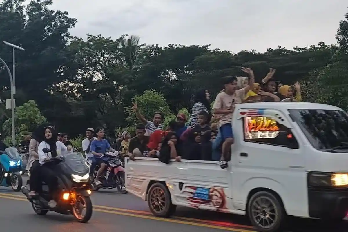 Unggul Sementara Hasil Quick Count PSU Gorontalo Utara, Pendukung Thariq - Nurjanah Konvoi